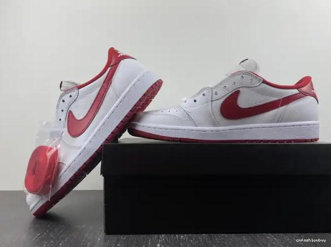 1 Red Jordan Varsity Retro Low 705329-101 White 0611